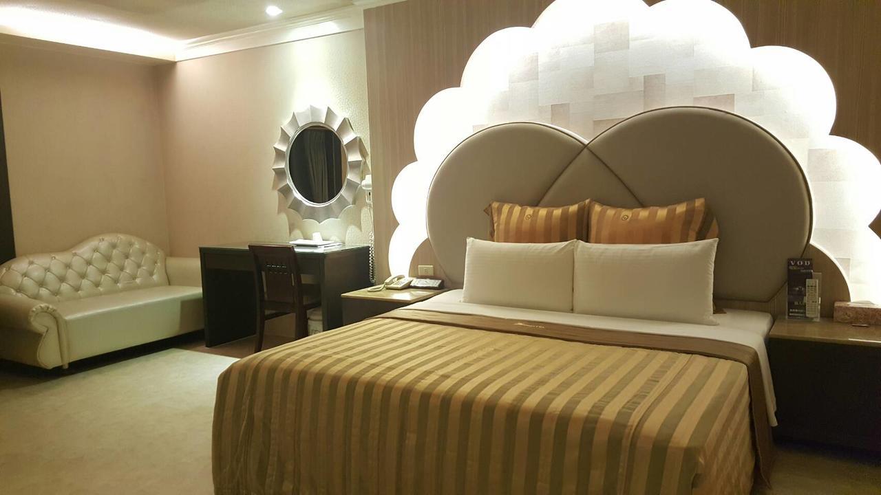 Full Moon Boutique Motel Thành phố Tân Trúc Ngoại thất bức ảnh
