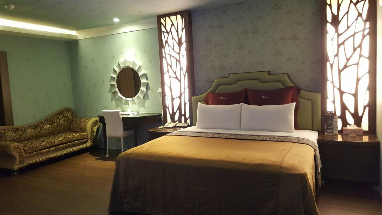 Full Moon Boutique Motel Thành phố Tân Trúc Ngoại thất bức ảnh